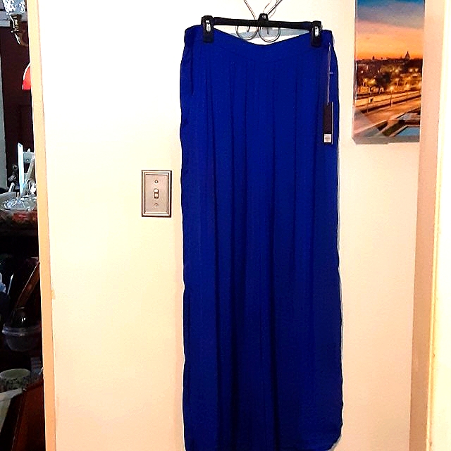 Brand New Royal Blue Wide Leg Pants By Jennifer Lopez